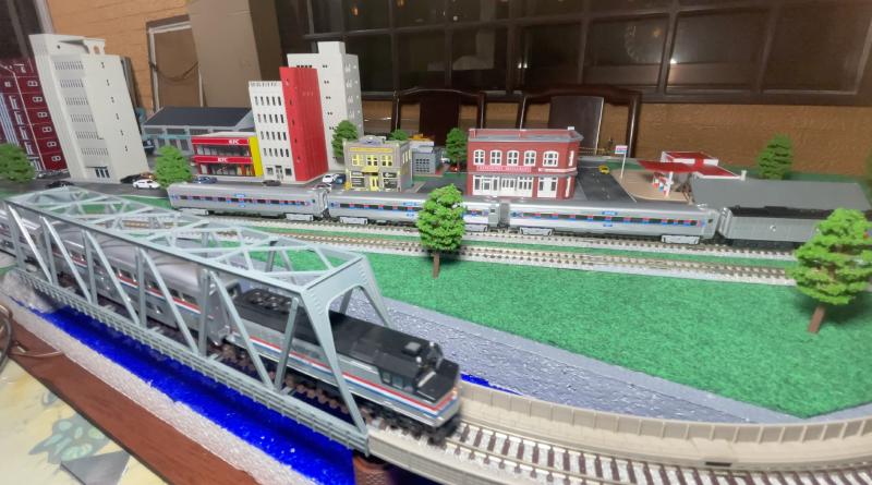 Featured image of post Mike's 1980s-Era US N Scale Model Railroad